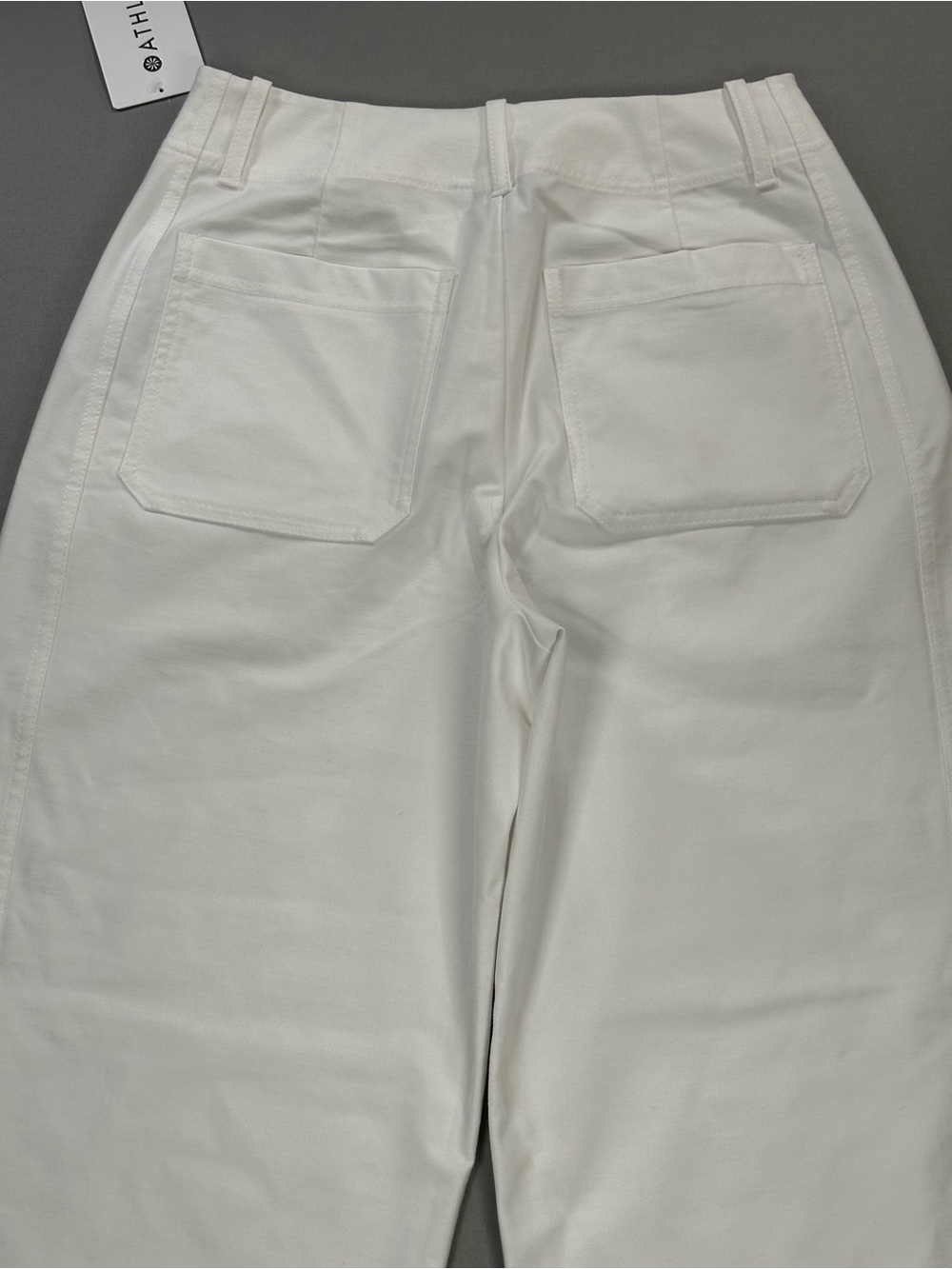 NWT Athleta Skyline High Rise Barrel Leg Pant, Bright White - Womens 6 - Picture 11 of 16